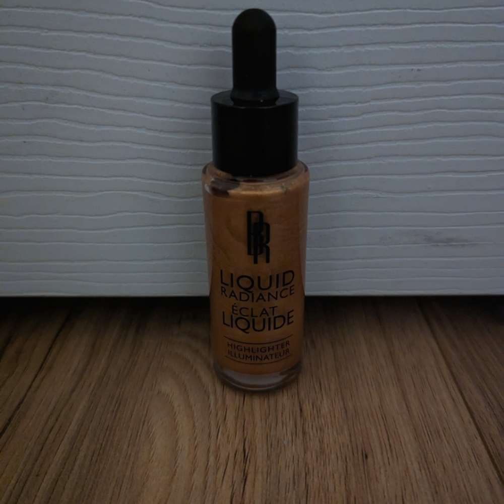 Black Radiance Liquid Highligher: Gold Dust